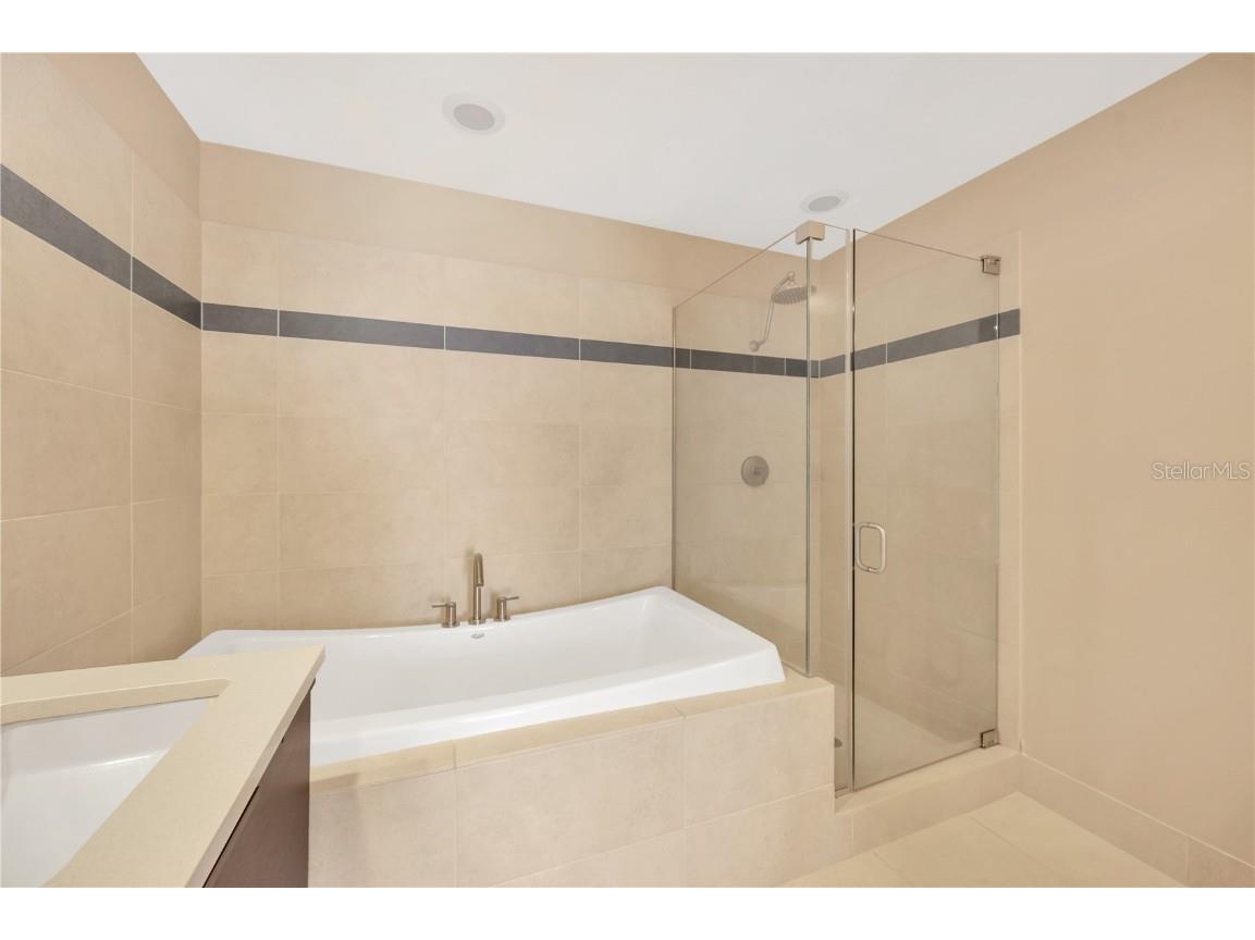 145 2nd Avenue S #521 Saint Petersburg FL 33701 TB8425466 image55