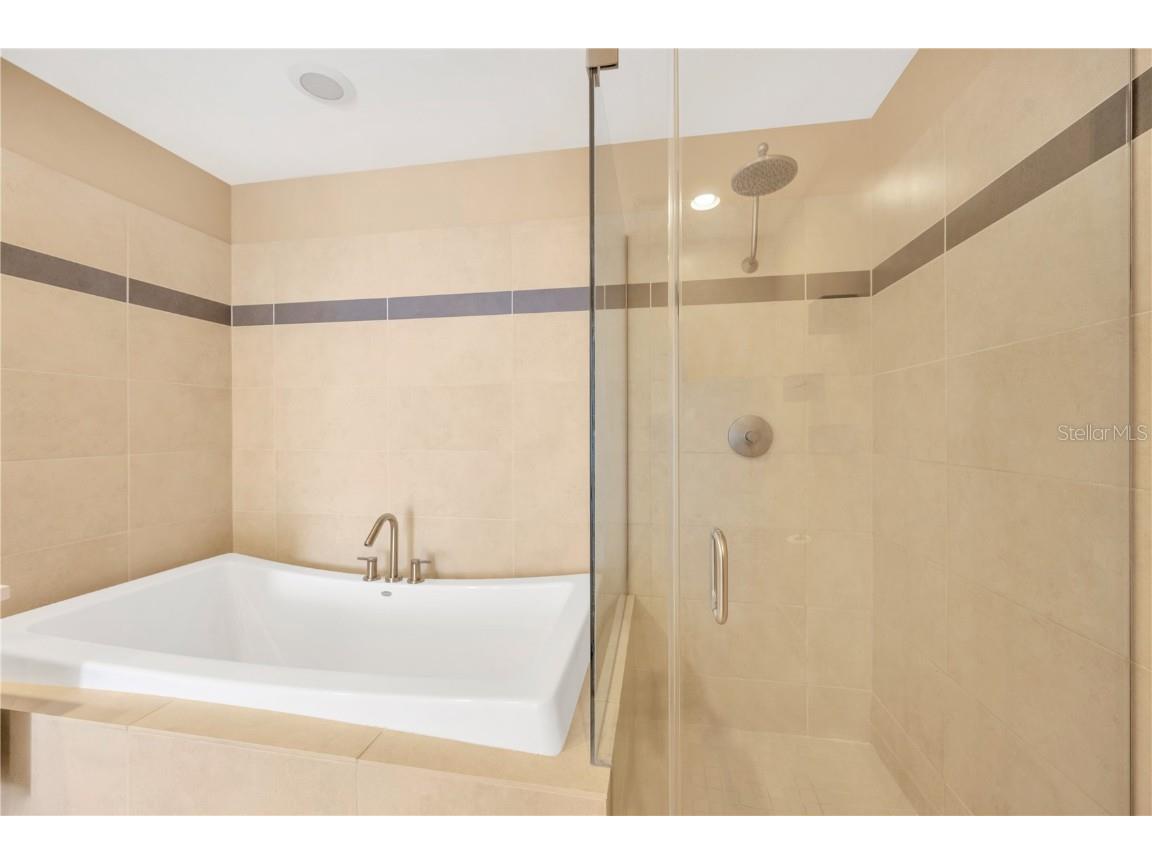 145 2nd Avenue S #521 Saint Petersburg FL 33701 TB8425466 image56