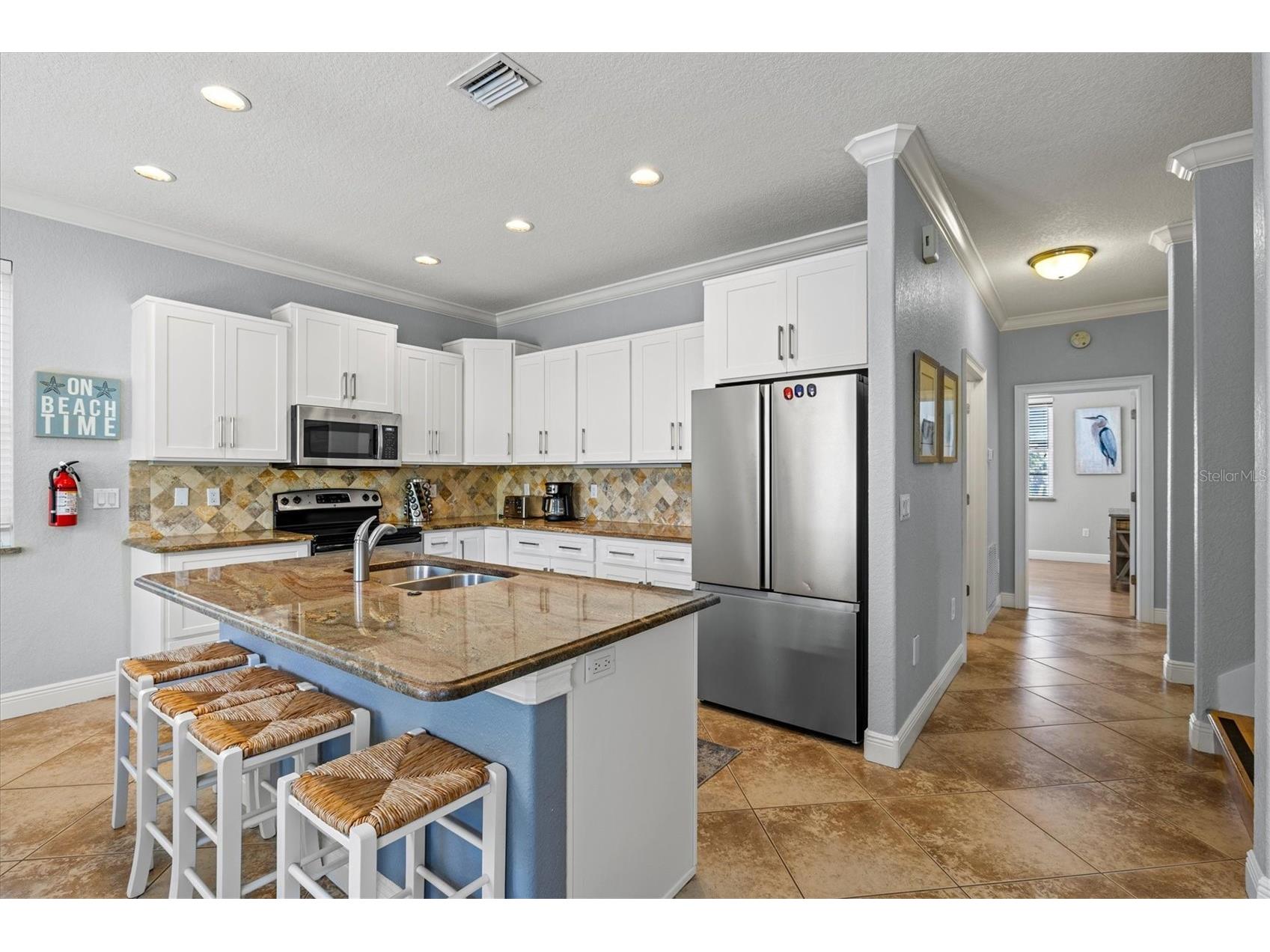 145 50th St Holmes Beach FL 34217 A4654712 image7