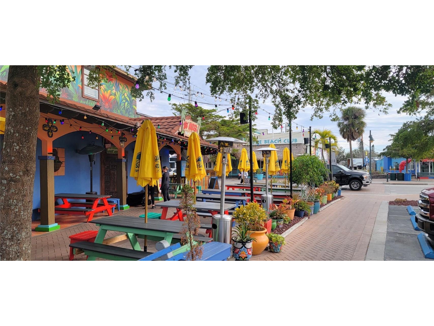 145 Avenida Messina #3 Sarasota FL 34242 A4667146 image27