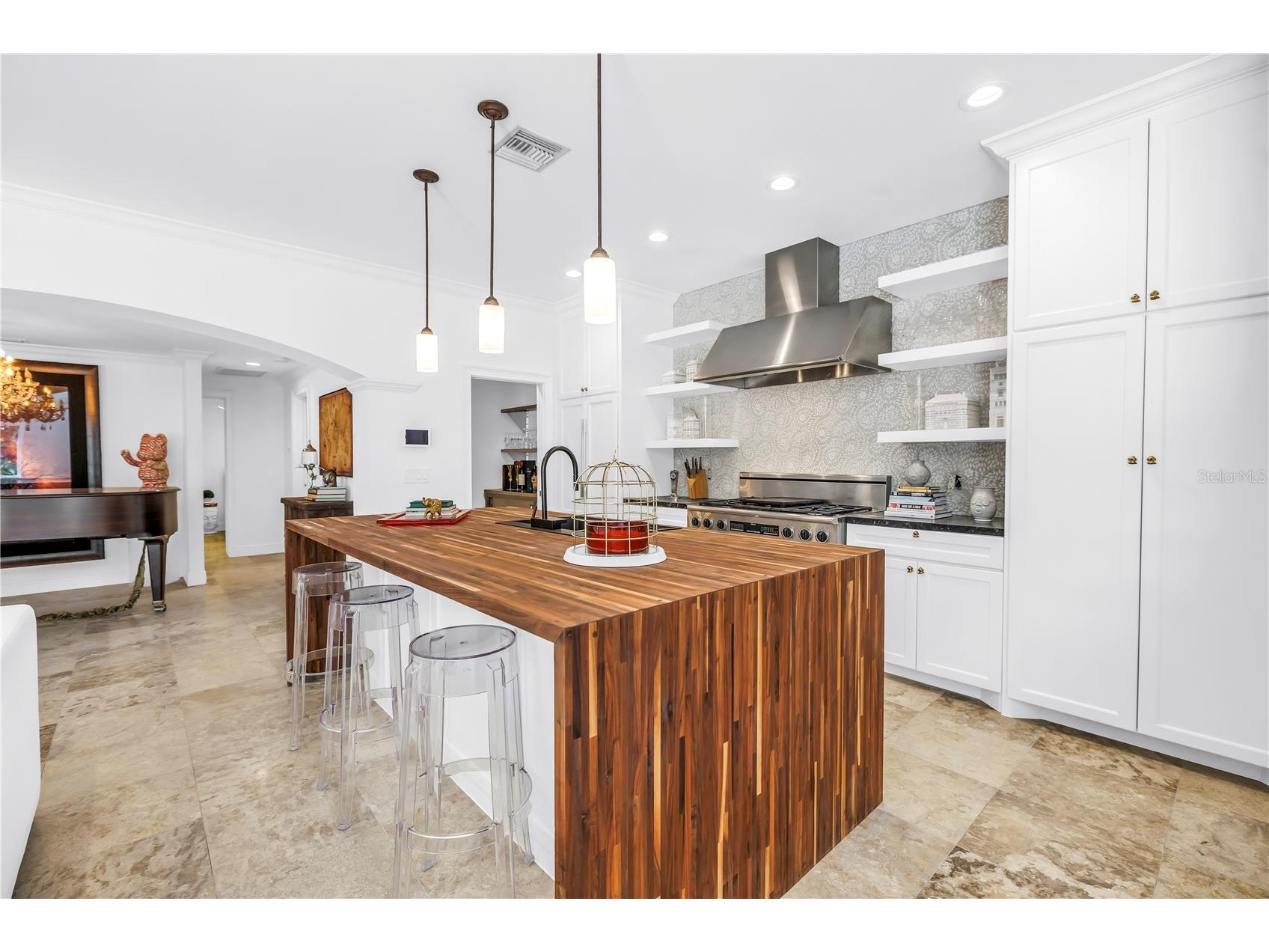 145 Bay Point Drive NE Saint Petersburg FL 33704 - TAMPA BAY TB8460708 image20