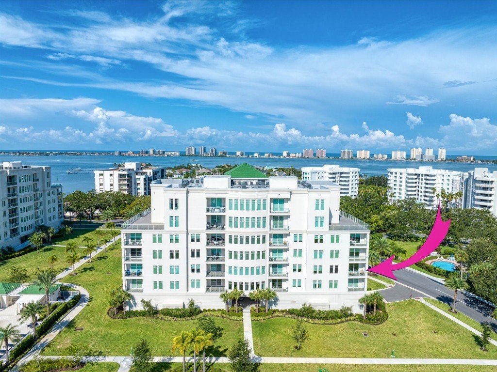 145 Belleview Boulevard #301 Belleair FL 33756 U8213923 image1