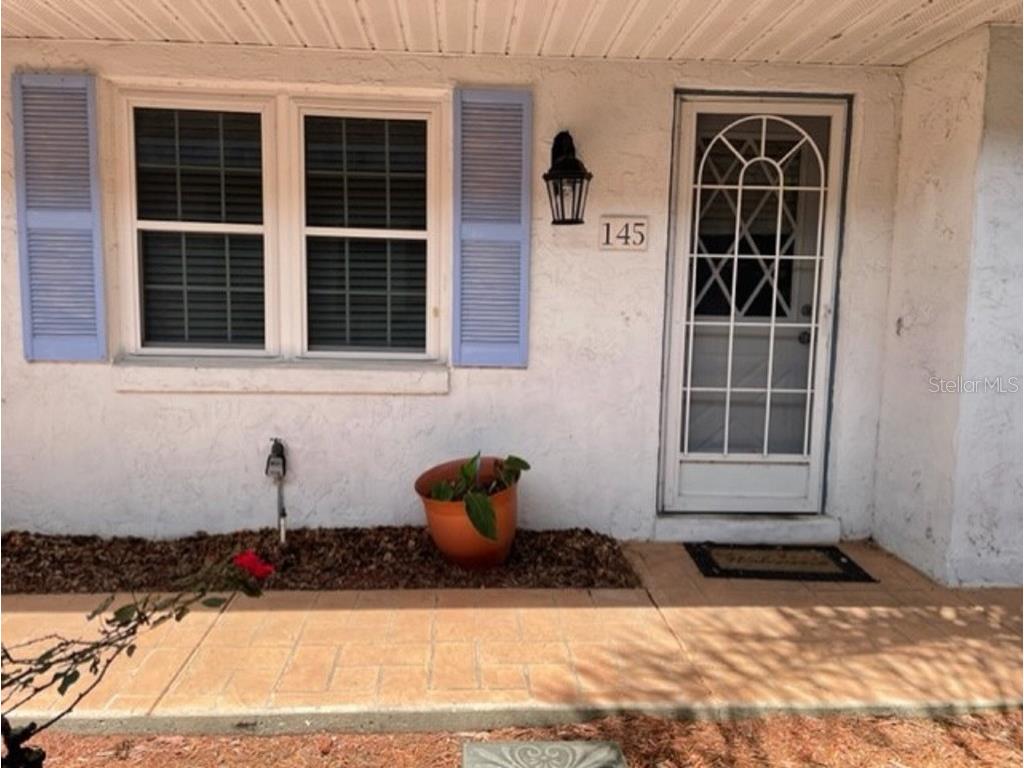 145 E Central Avenue Howey In The Hills FL 34737 - LITTLE LAKE HARRIS G5068964 image1