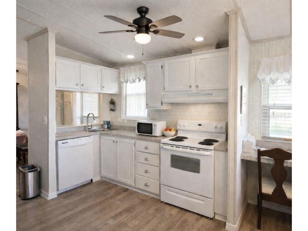 145 Jana Circle Auburndale FL 33823 - LAKE MARIANA P4936496 image2