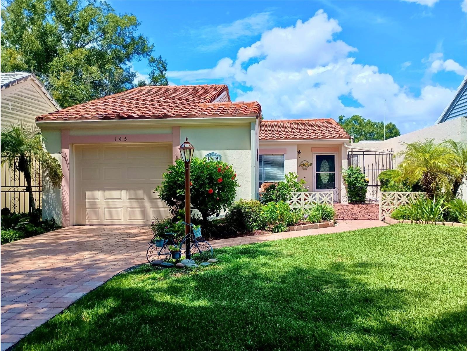 145 La Serena Winter Haven FL 33884 B4902278 image1