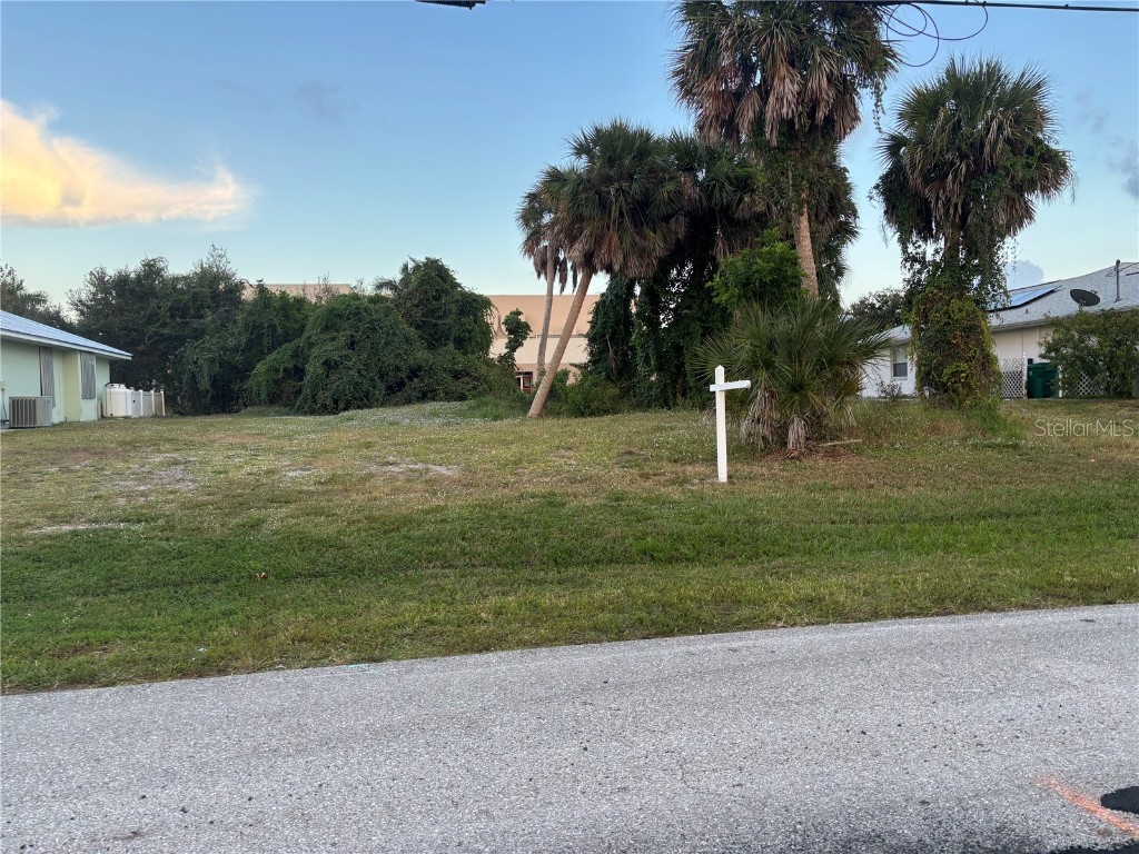 145 Mark Twain Lane Rotonda West FL 33947 N6135984 image4