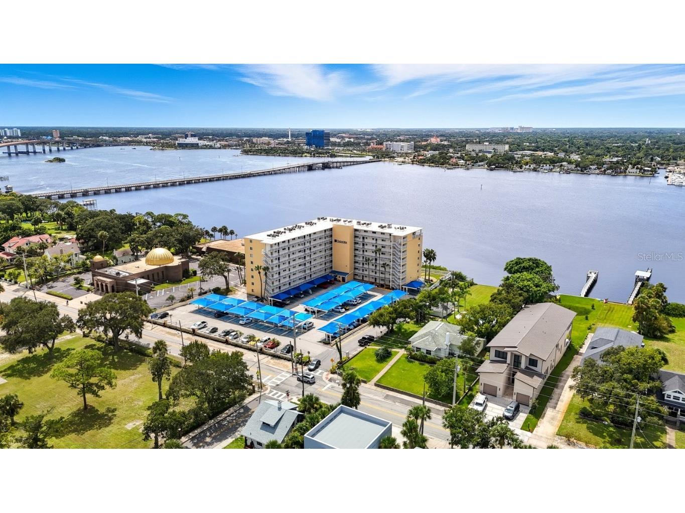 145 N Halifax #704 Daytona Beach FL 32118 V4944984 image18