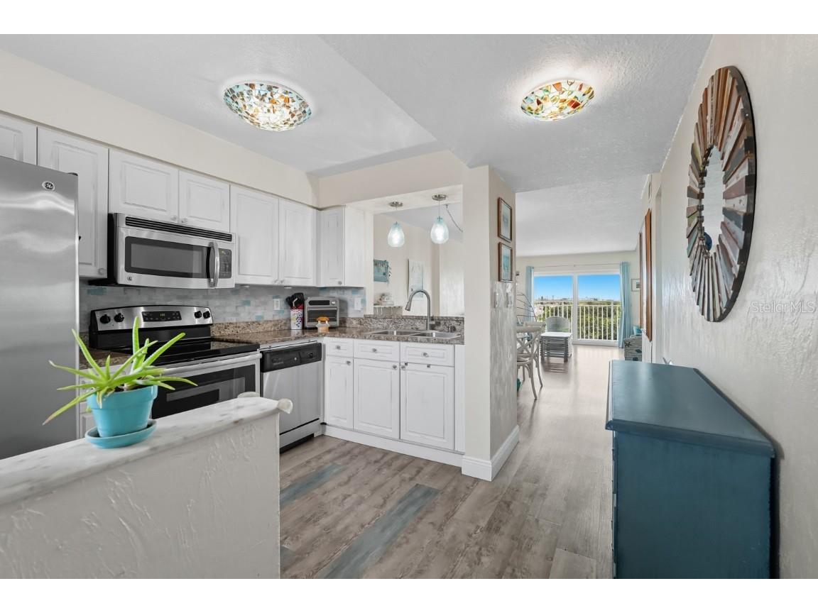 145 N Halifax #704 Daytona Beach FL 32118 V4944984 image2