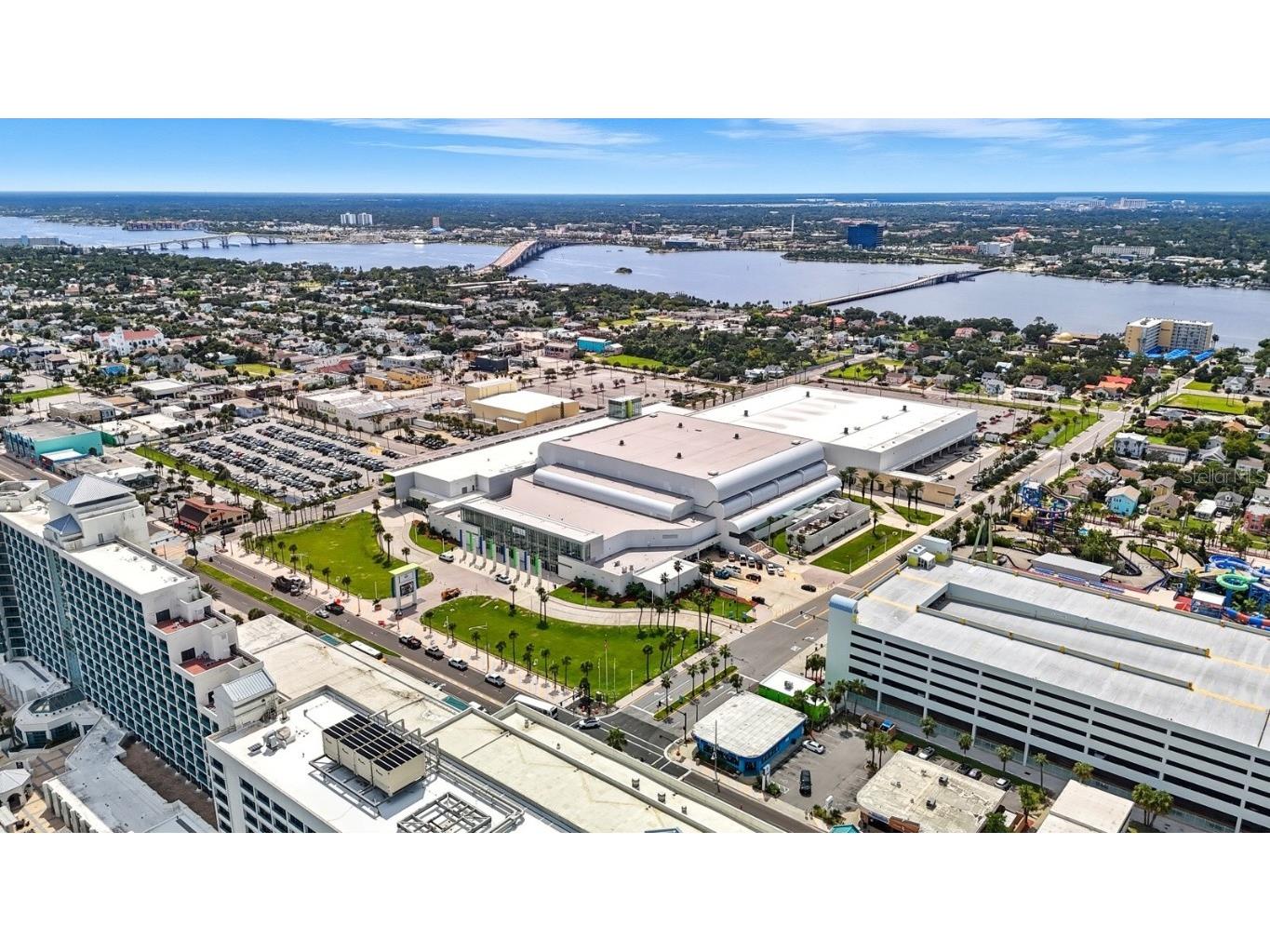 145 N Halifax #704 Daytona Beach FL 32118 V4944984 image25