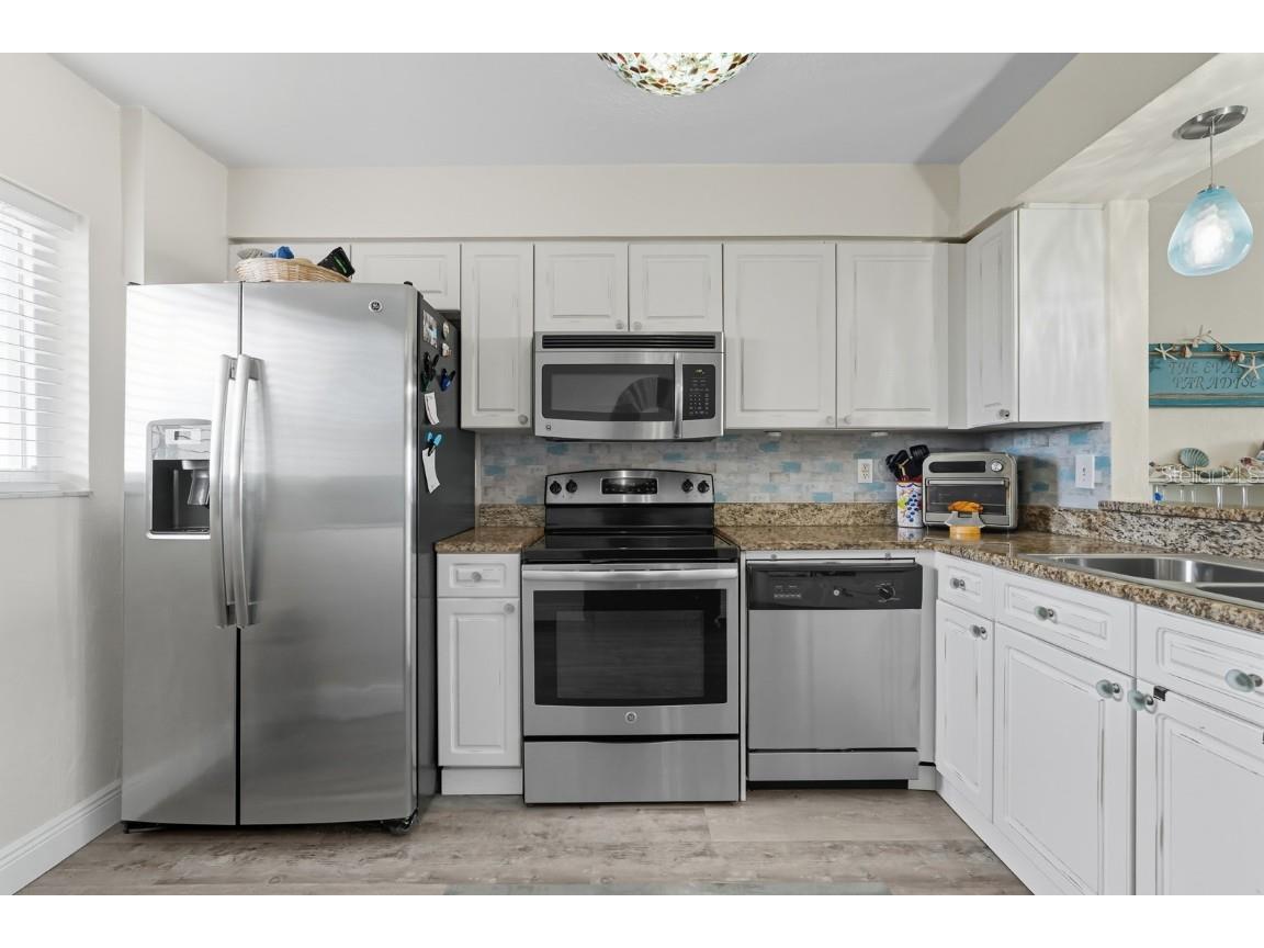 145 N Halifax #704 Daytona Beach FL 32118 V4944984 image3