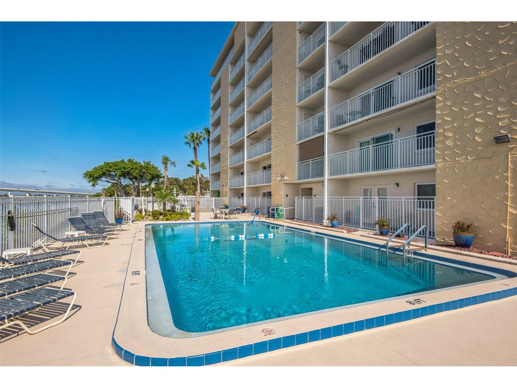 145 N Halifax Avenue #211 Daytona Beach FL 32118 O6282244 image5