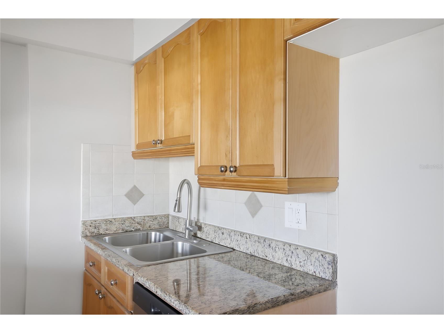 145 N Halifax Avenue #602 Daytona Beach FL 32118 - HALIFAX RIVER V4948650 image30