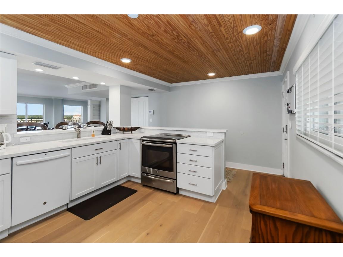 145 N Halifax Avenue #806 Daytona Beach FL 32118 - HALIFAX RIVER O6331368 image6