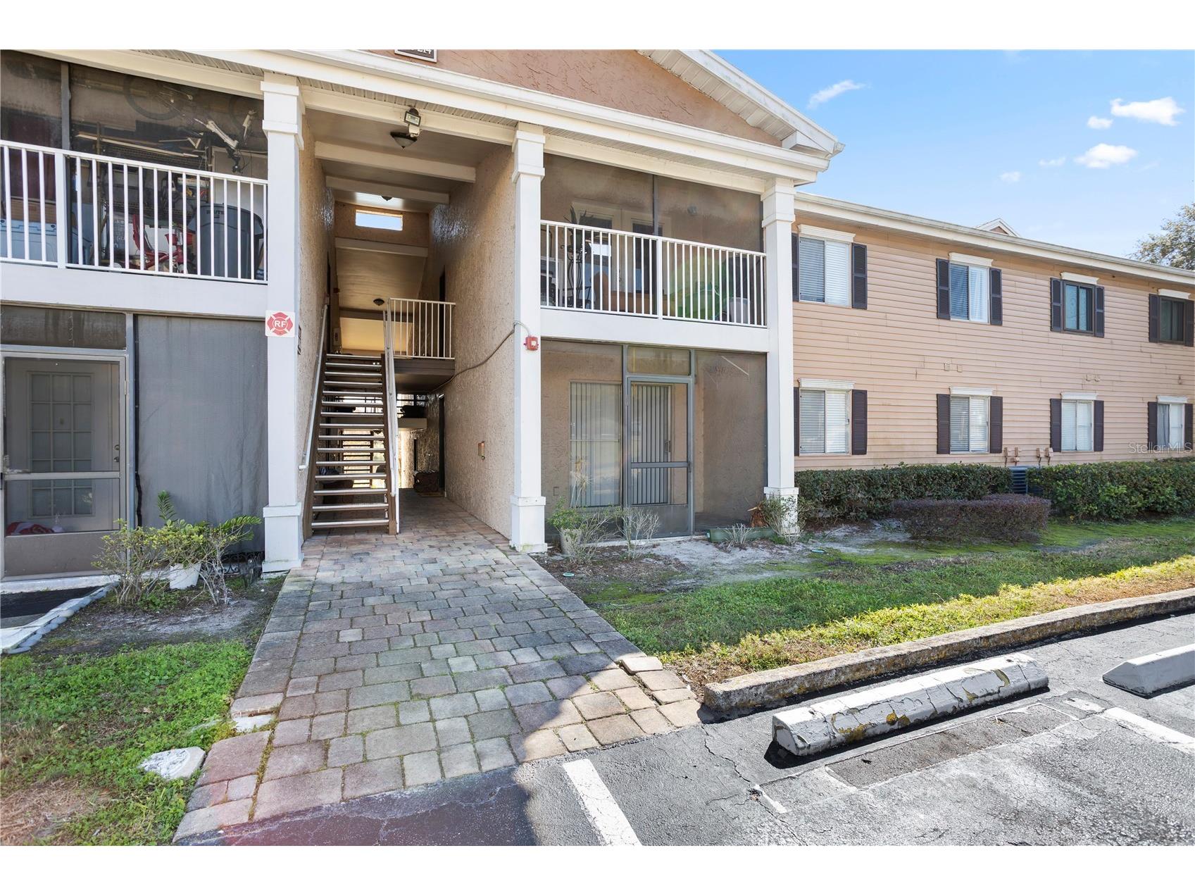 145 N Pearl Lake Causeway #106 Altamonte Springs FL 32714 - Pearl Lake O6376163 image3