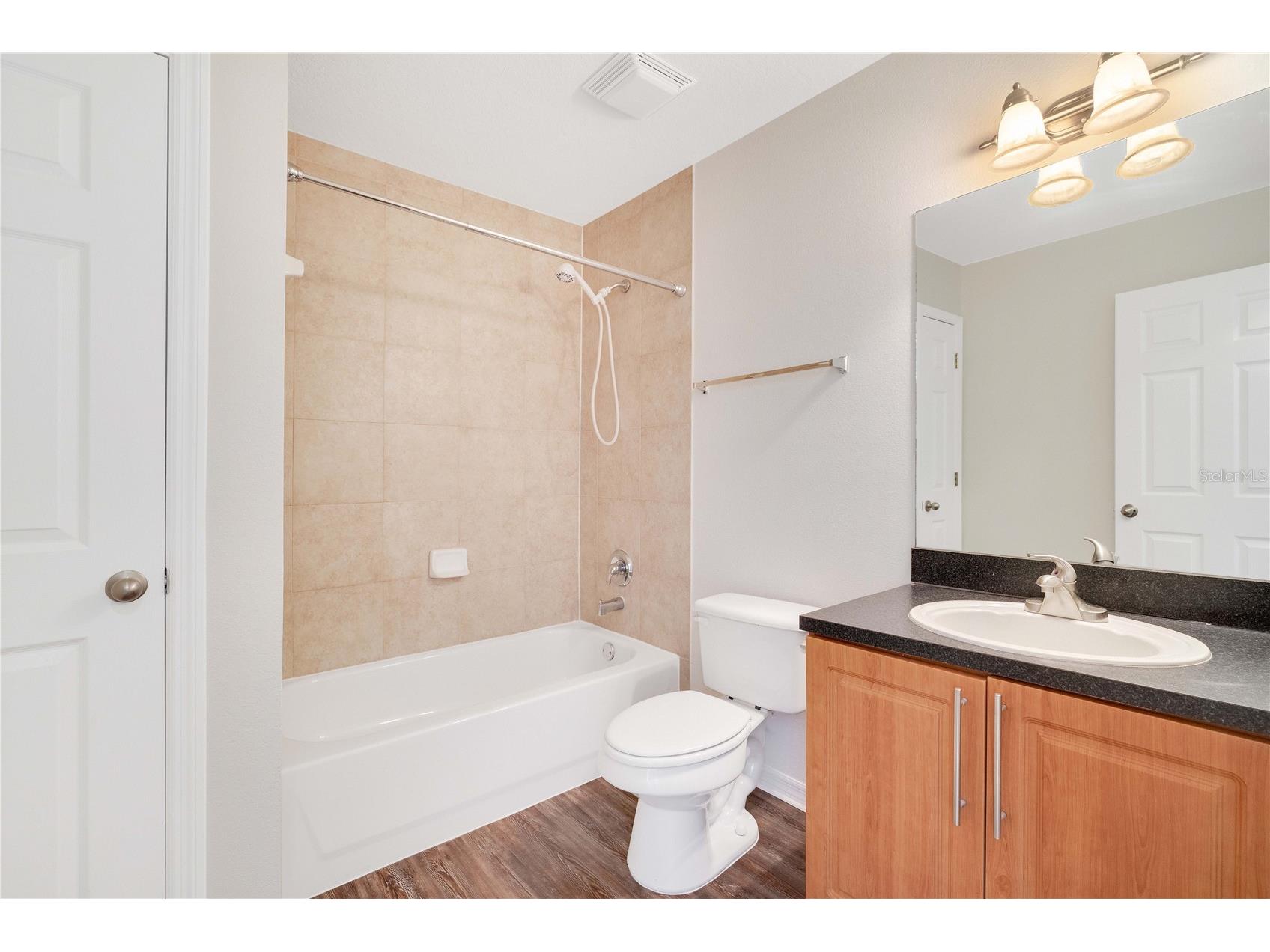 145 N Pearl Lake Causeway #202 Altamonte Springs FL 32714 O6392971 image15