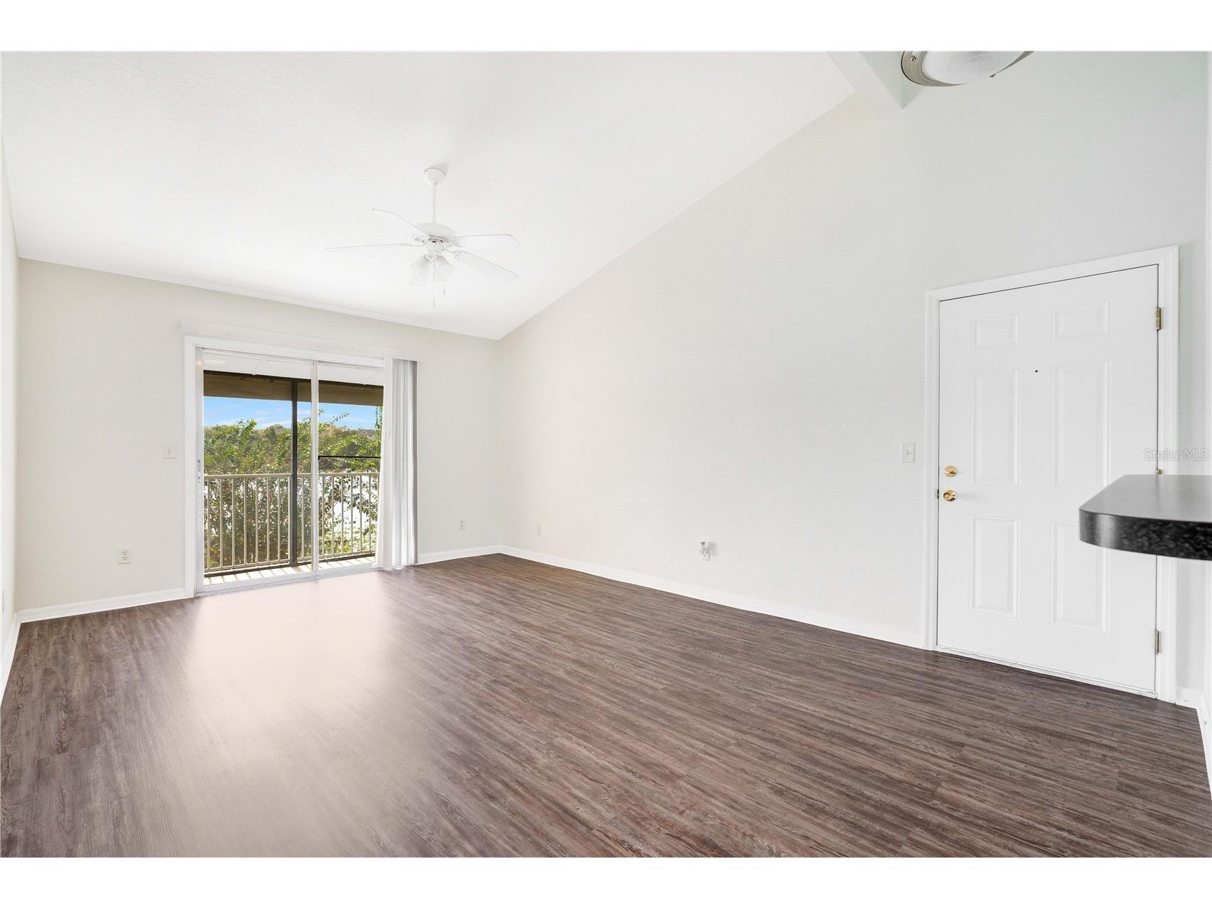 145 N Pearl Lake Causeway #202 Altamonte Springs FL 32714 O6392971 image3