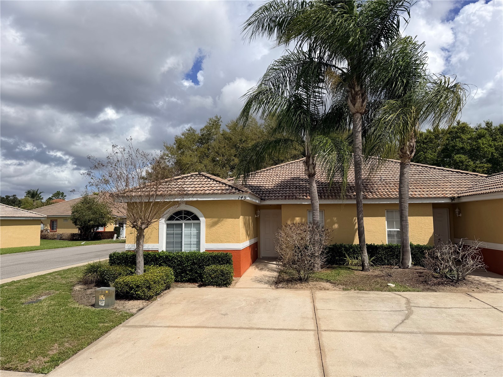 145 Ocean Bluff Drive Kissimmee FL 34759 S5145963 image1