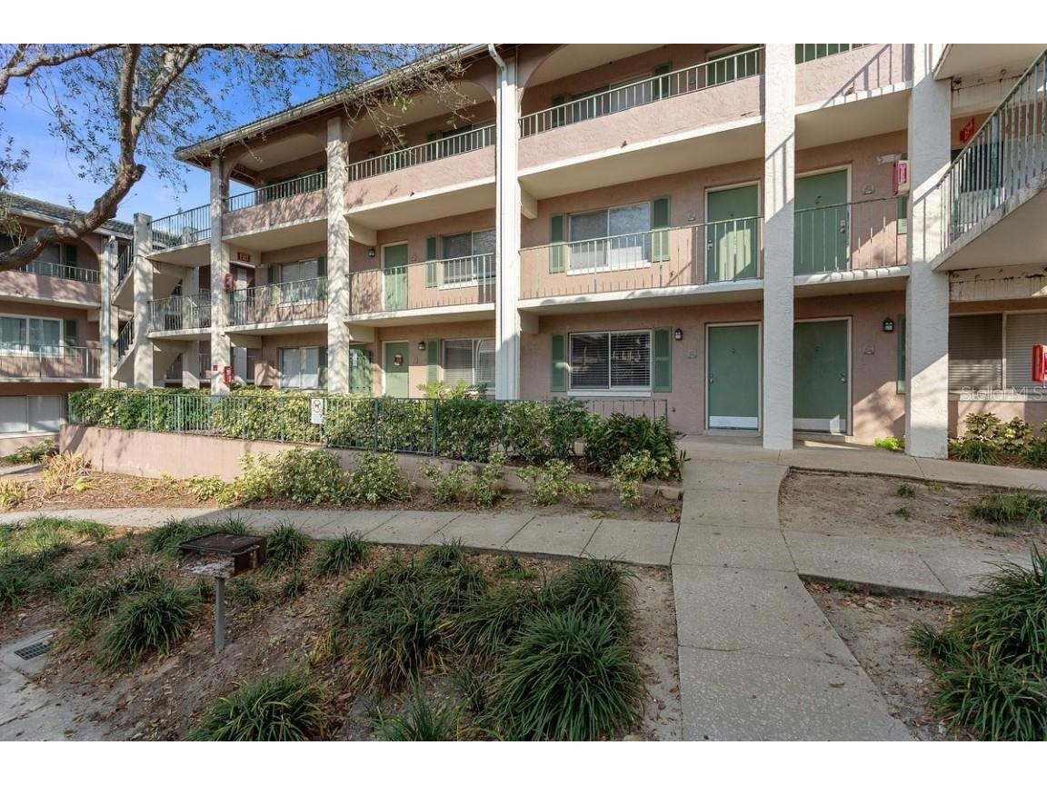 145 Oyster Bay Circle #200 Altamonte Springs FL 32701 O6270640 image1