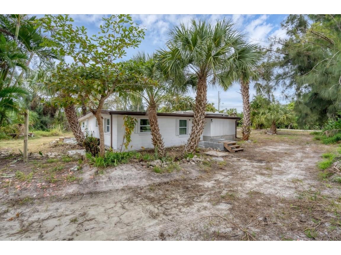 145 Peace Island Drive Punta Gorda FL 33950 C7484716 image1