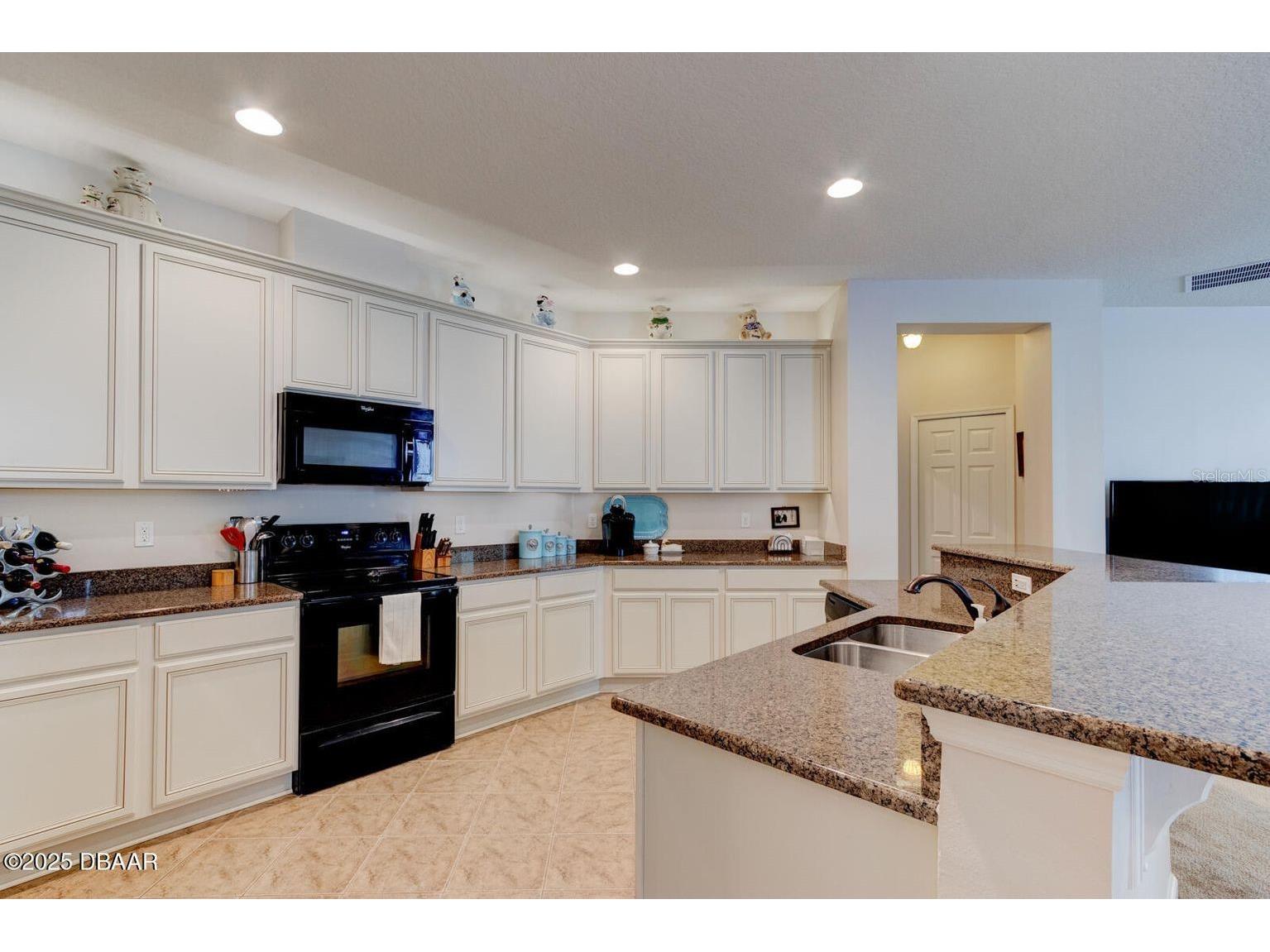 145 Prestwick Grande Drive Daytona Beach FL 32124 V4948929 image3