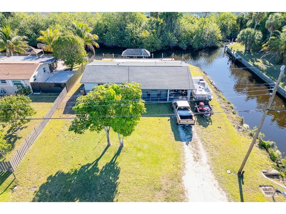 145 Schneider Drive Fort Myers FL 33905 - CALOOSAHATCHEE RIVER N6137783 image1