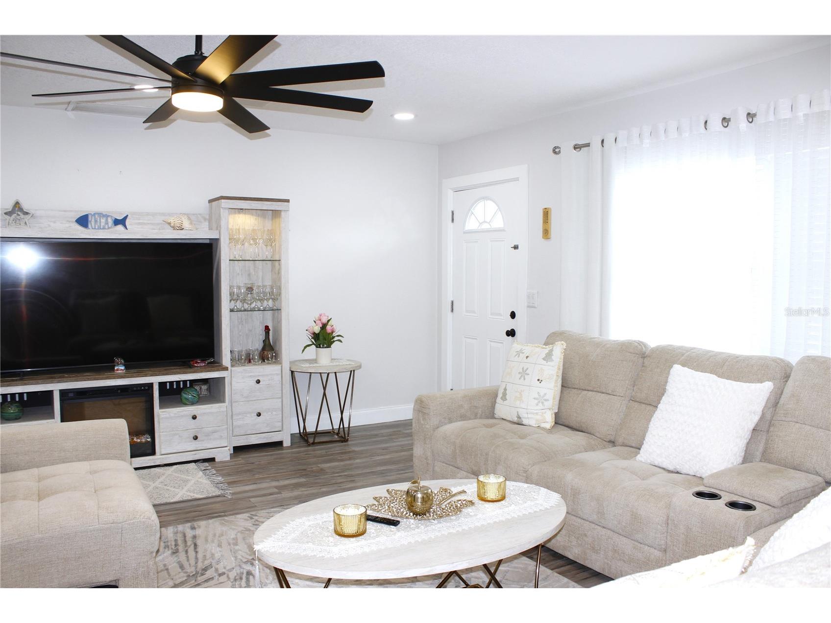 1450 Barry Street Clearwater FL 33756 TB8485783 image9