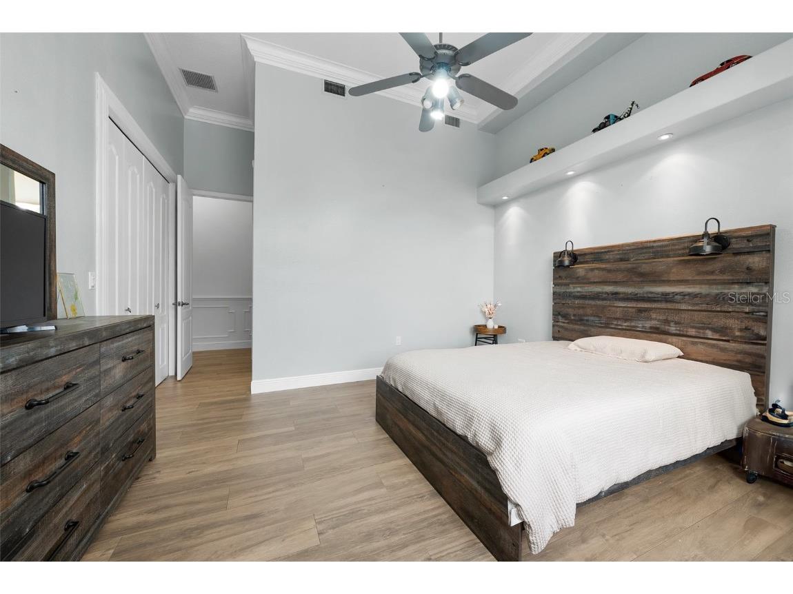 1450 Bern Creek Loop Sarasota FL 34240 A4674492 image56