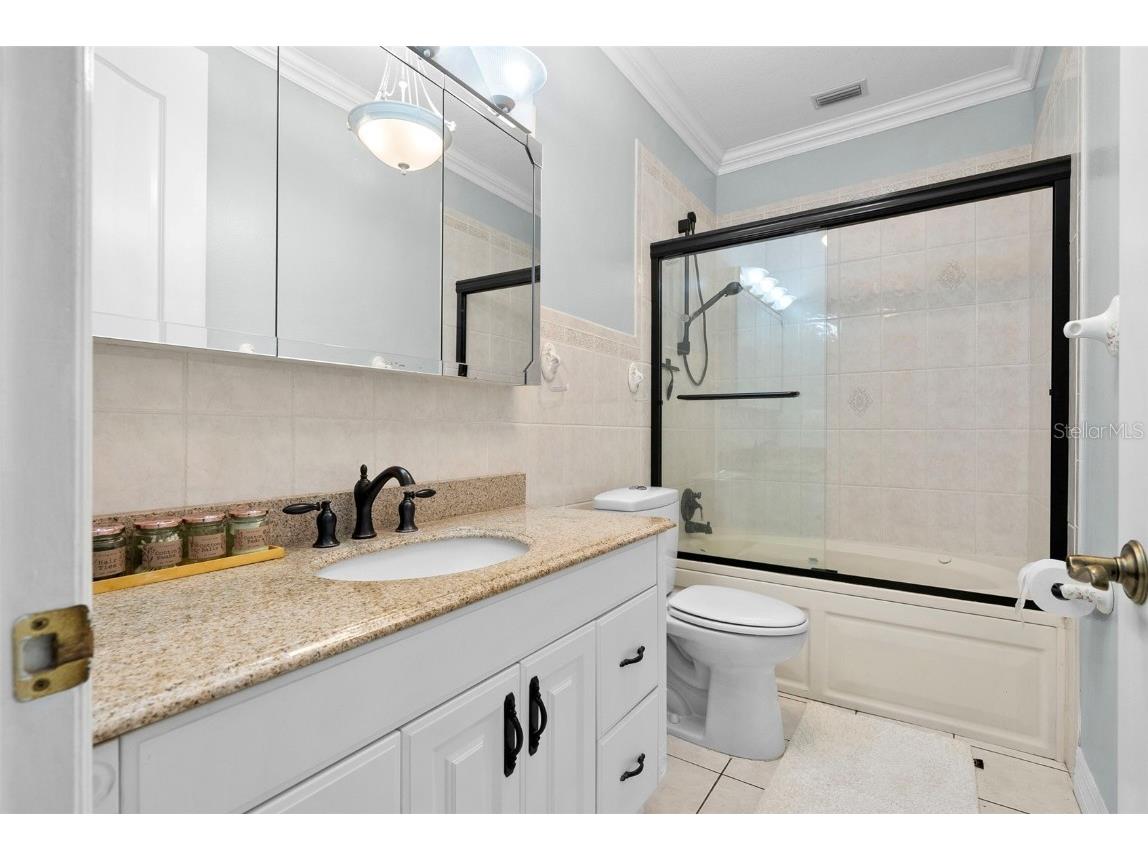 1450 Bern Creek Loop Sarasota FL 34240 A4674492 image57