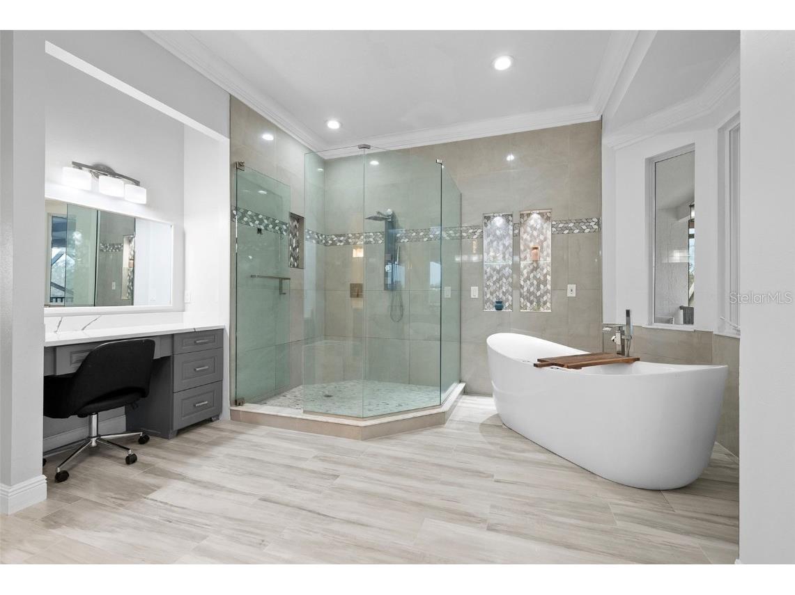 1450 Bern Creek Loop Sarasota FL 34240 A4674492 image81