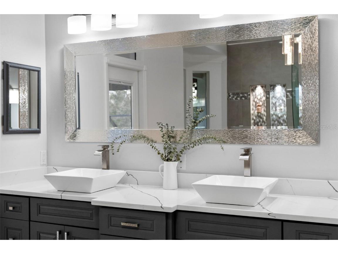 1450 Bern Creek Loop Sarasota FL 34240 A4674492 image85