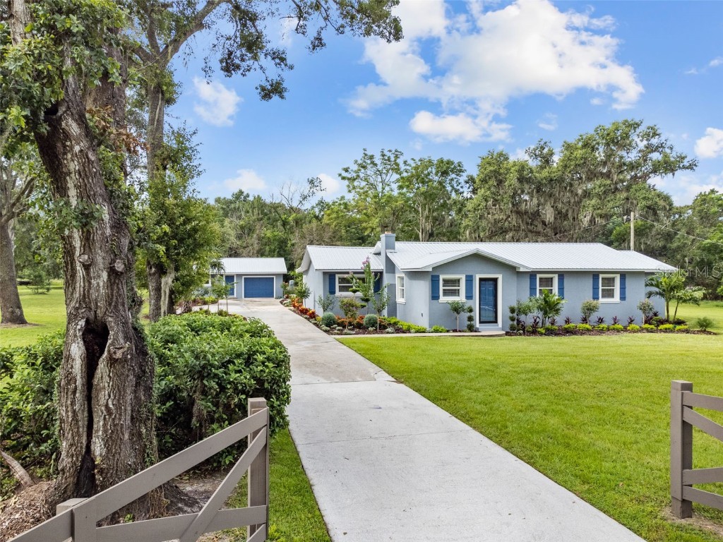 1450 Cherry Lane Lakeland FL 33811 L4938654 image1