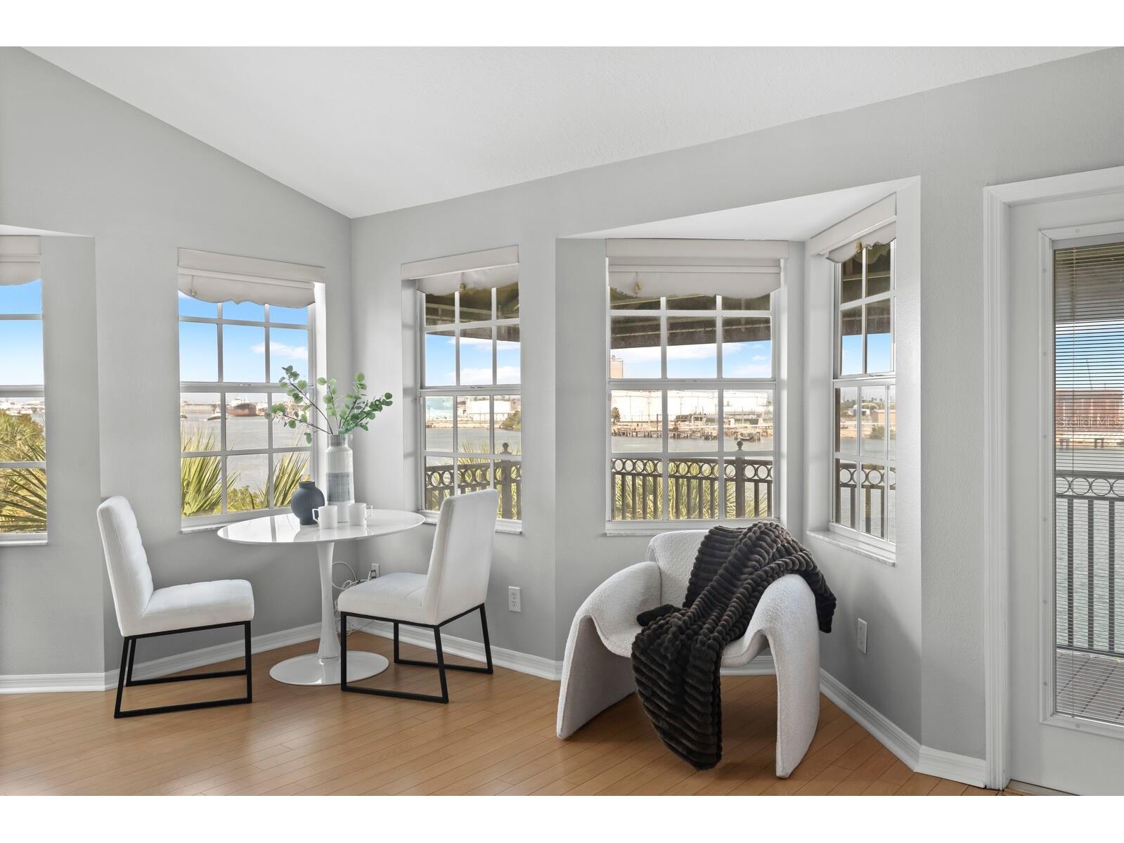 1450 Harbour Walk Road Tampa FL 33602 TB8495057 image10