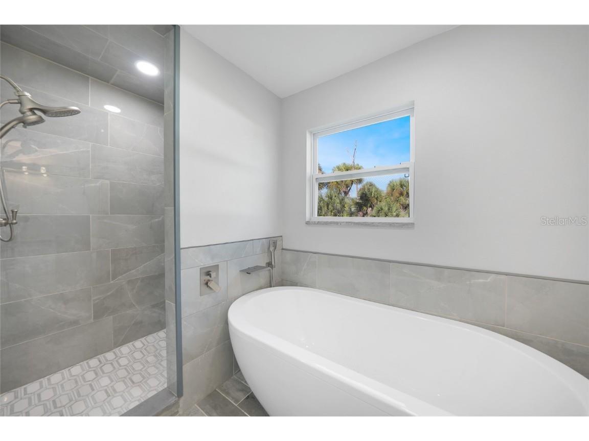 1450 New Point Comfort Road Englewood FL 34223 D6143469 image27