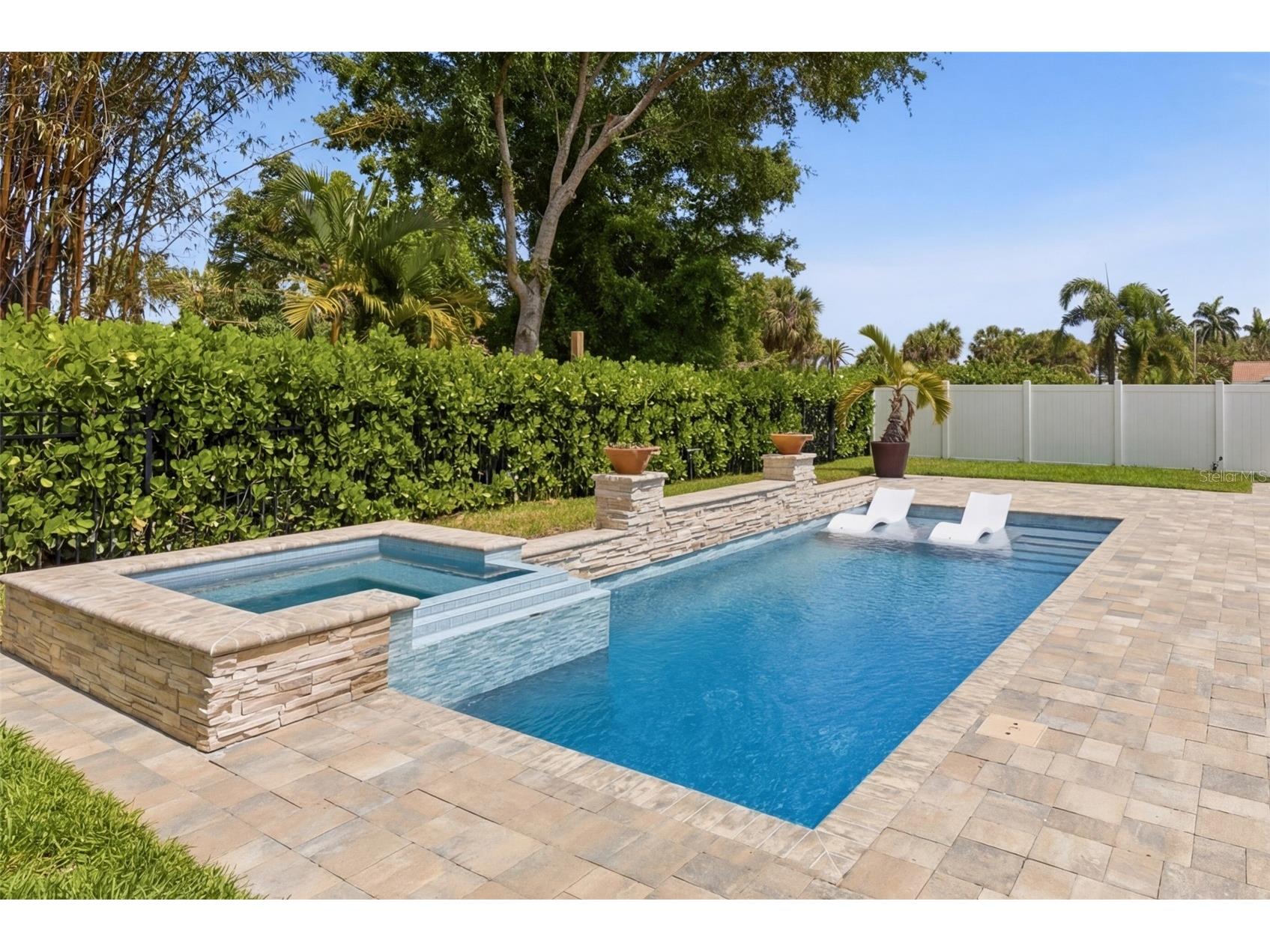 1450 Strada D Oro Venice FL 34292 TB8493315 image2