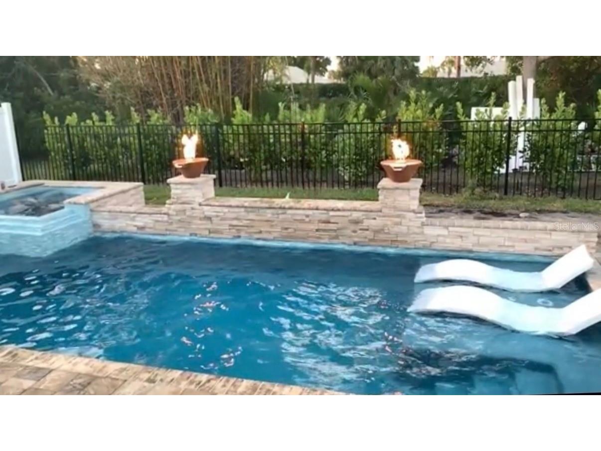 1450 Strada D Oro Venice FL 34292 TB8493315 image32