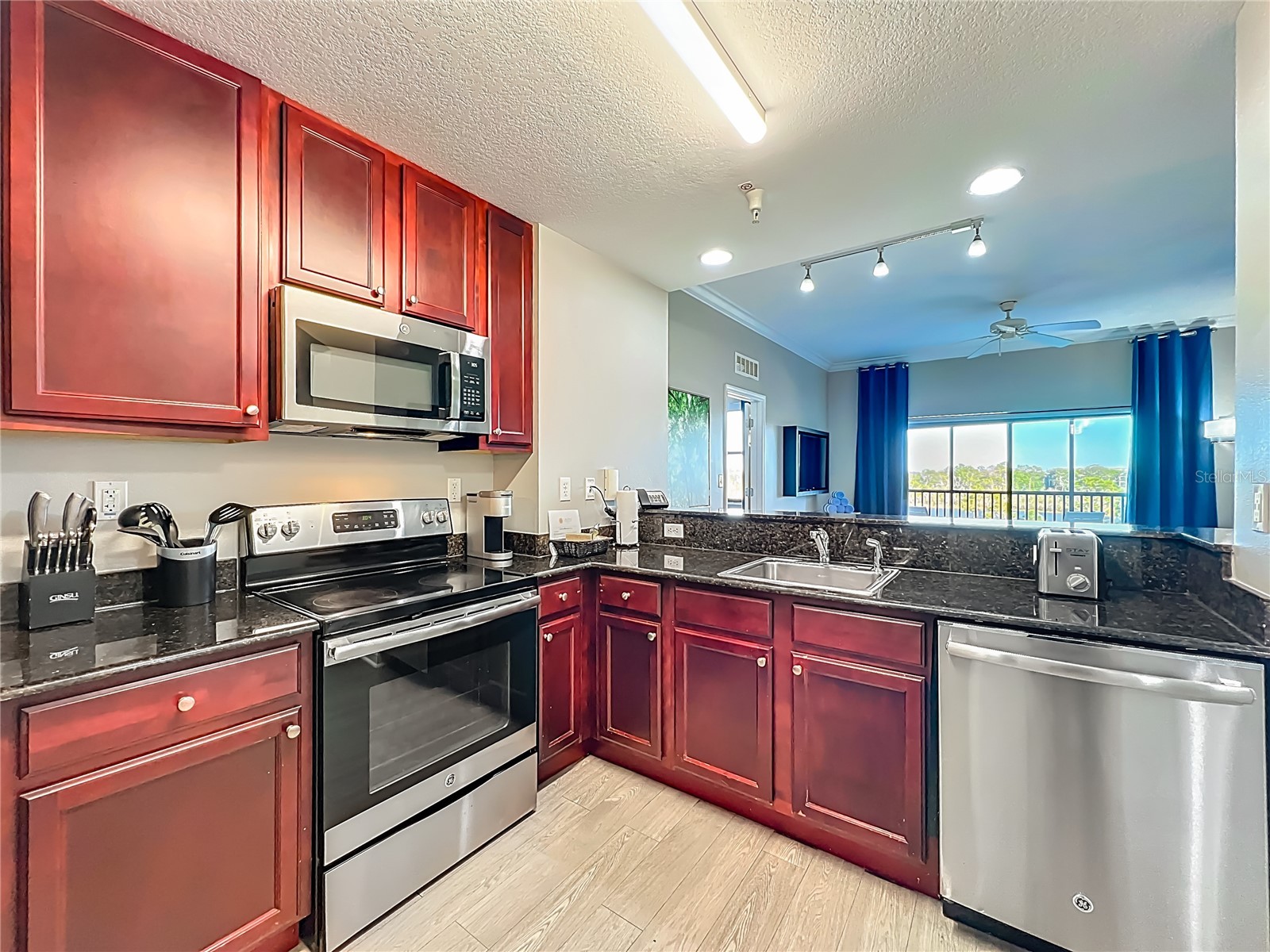 14501 Grove Resort Avenue #1518 Winter Garden FL 34787 - LAKE AUSTIN O6380808 image14