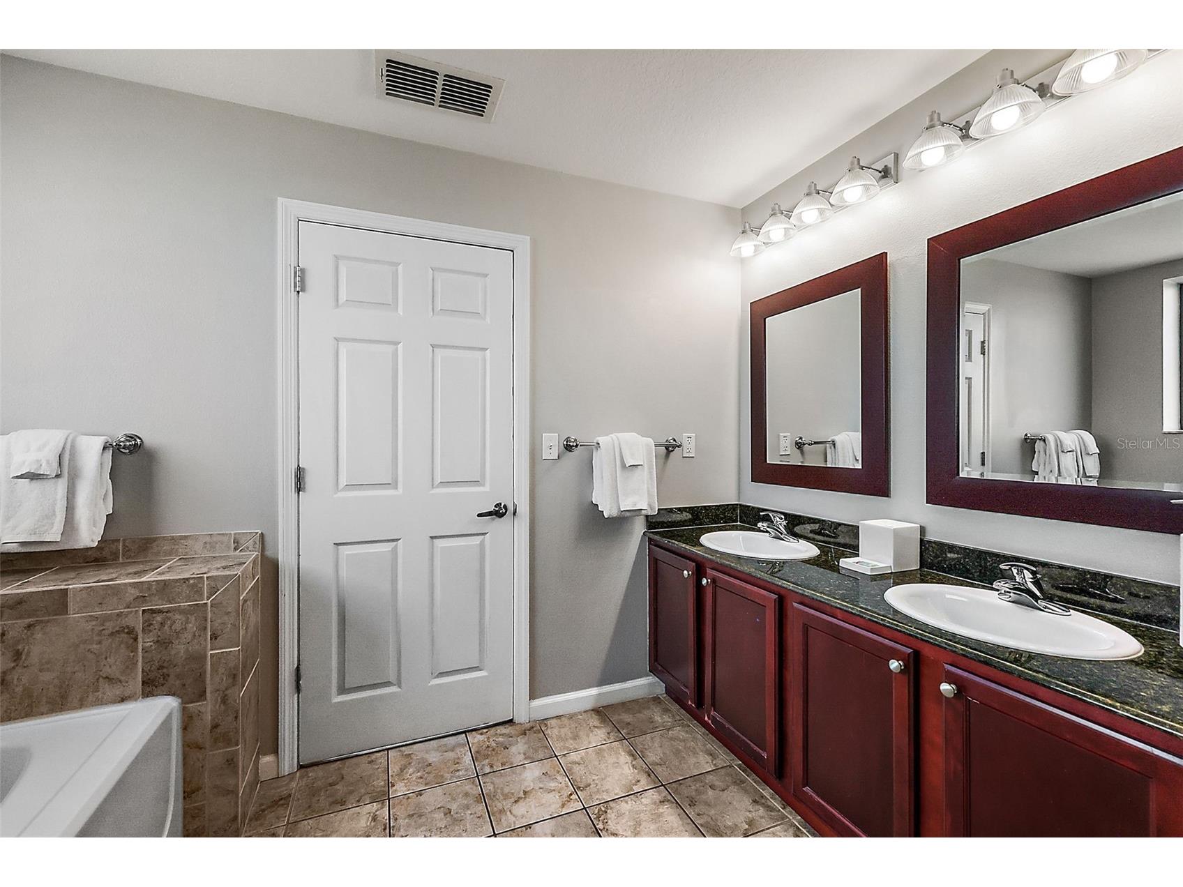 14501 Grove Resort Avenue #1614 Winter Garden FL 34787 O6398376 image10