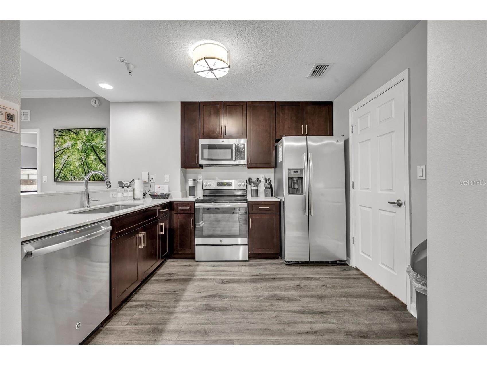 14501 Grove Resort Avenue #1703 Winter Garden FL 34787 O6394100 image8
