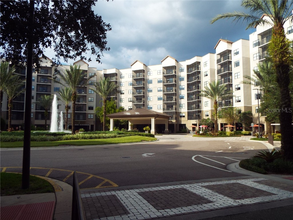 14501 Grove Resort Avenue #1711 Winter Garden FL 34787 - LAKE AUSTIN O6138366 image1