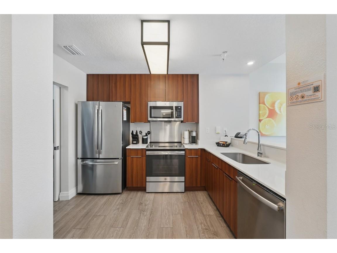 14501 Grove Resort Avenue #2232 Winter Garden FL 34787 O6300606 image4