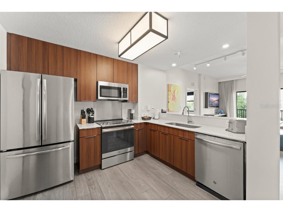 14501 Grove Resort Avenue #2334 Winter Garden FL 34787 O6340736 image4