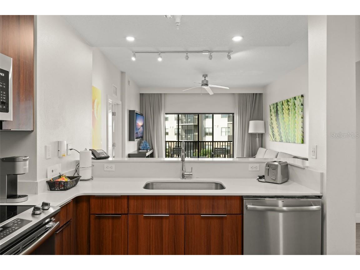 14501 Grove Resort Avenue #2334 Winter Garden FL 34787 O6340736 image5