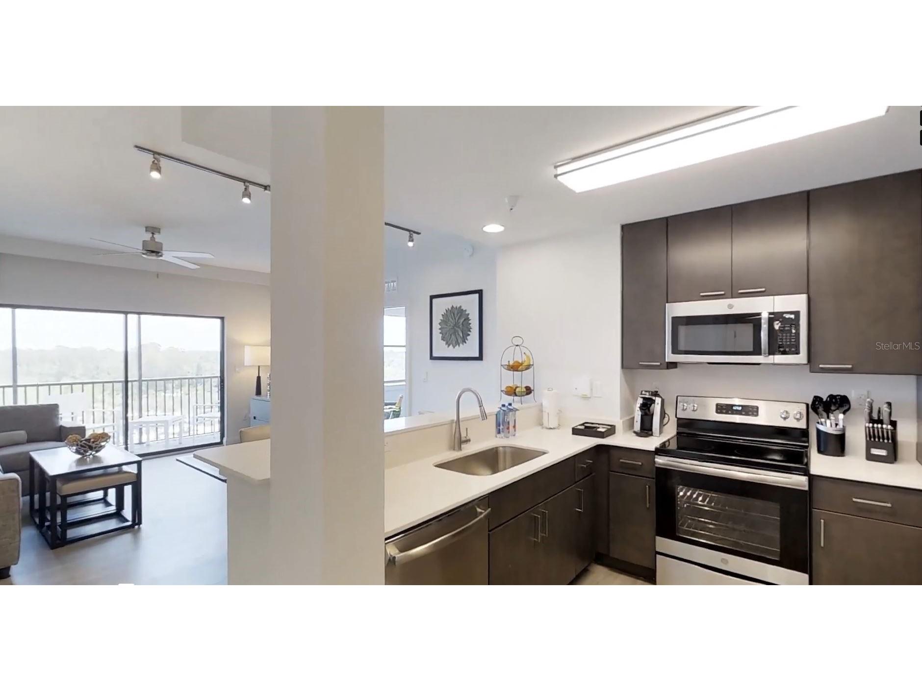 14501 Grove Resort Avenue #2423 Winter Garden FL 34787 - LAKE AUSTIN O6399916 image7