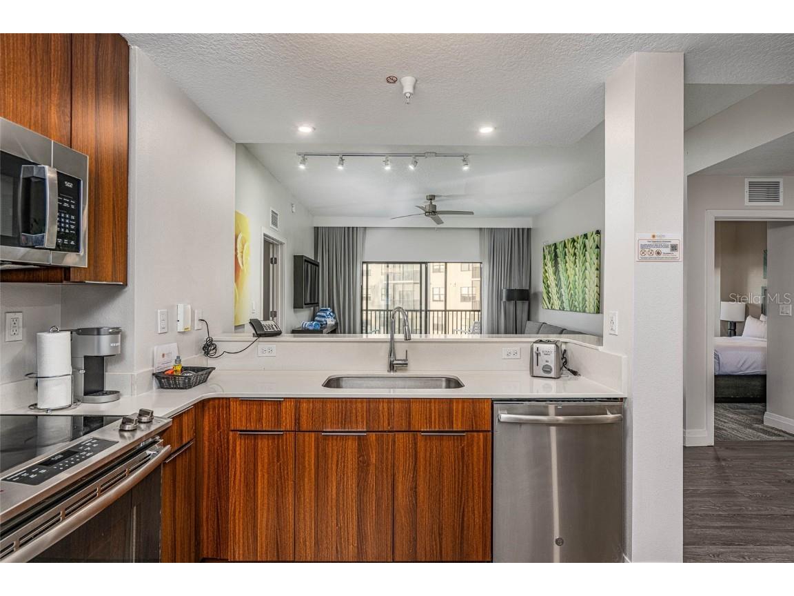 14501 Grove Resort Avenue #2534 Winter Garden FL 34787 O6369252 image6