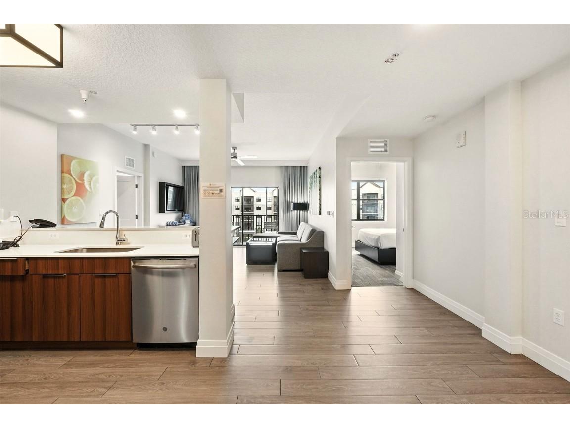 14501 Grove Resort Avenue #2602 Winter Garden FL 34787 O6332927 image2