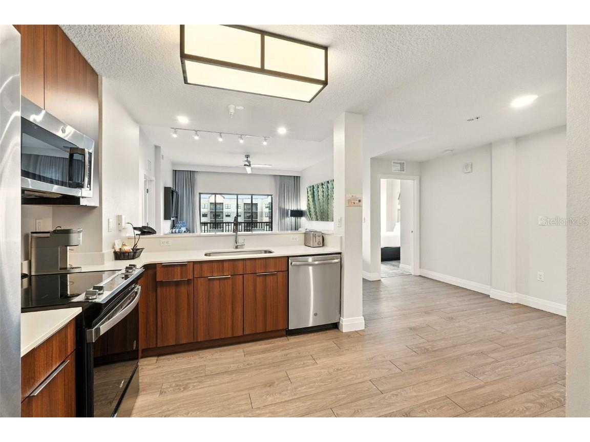 14501 Grove Resort Avenue #2602 Winter Garden FL 34787 O6332927 image3