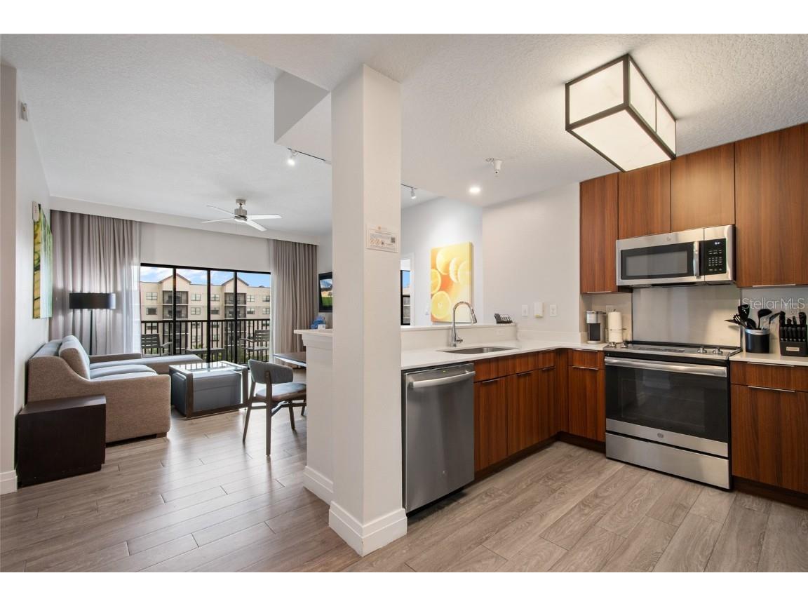 14501 Grove Resort Avenue #2604 Winter Garden FL 34787 - LAKE AUSTIN O6327503 image2