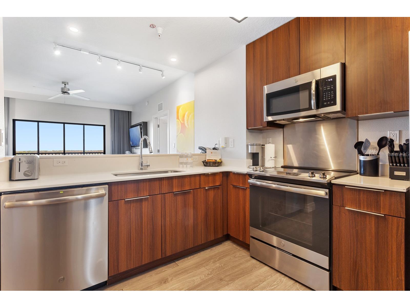 14501 Grove Resort Avenue #2713 Winter Garden FL 34787 - LAKE AUSTIN O6385857 image12