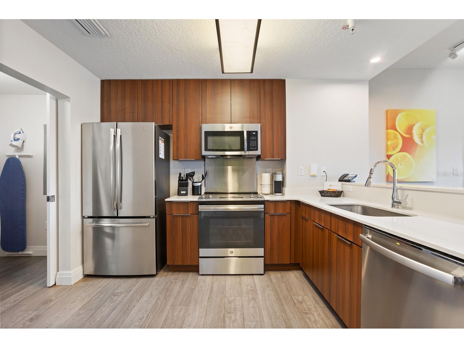 14501 Grove Resort Avenue #2714 Winter Garden FL 34787 - LAKE AUSTIN O6385819 image13