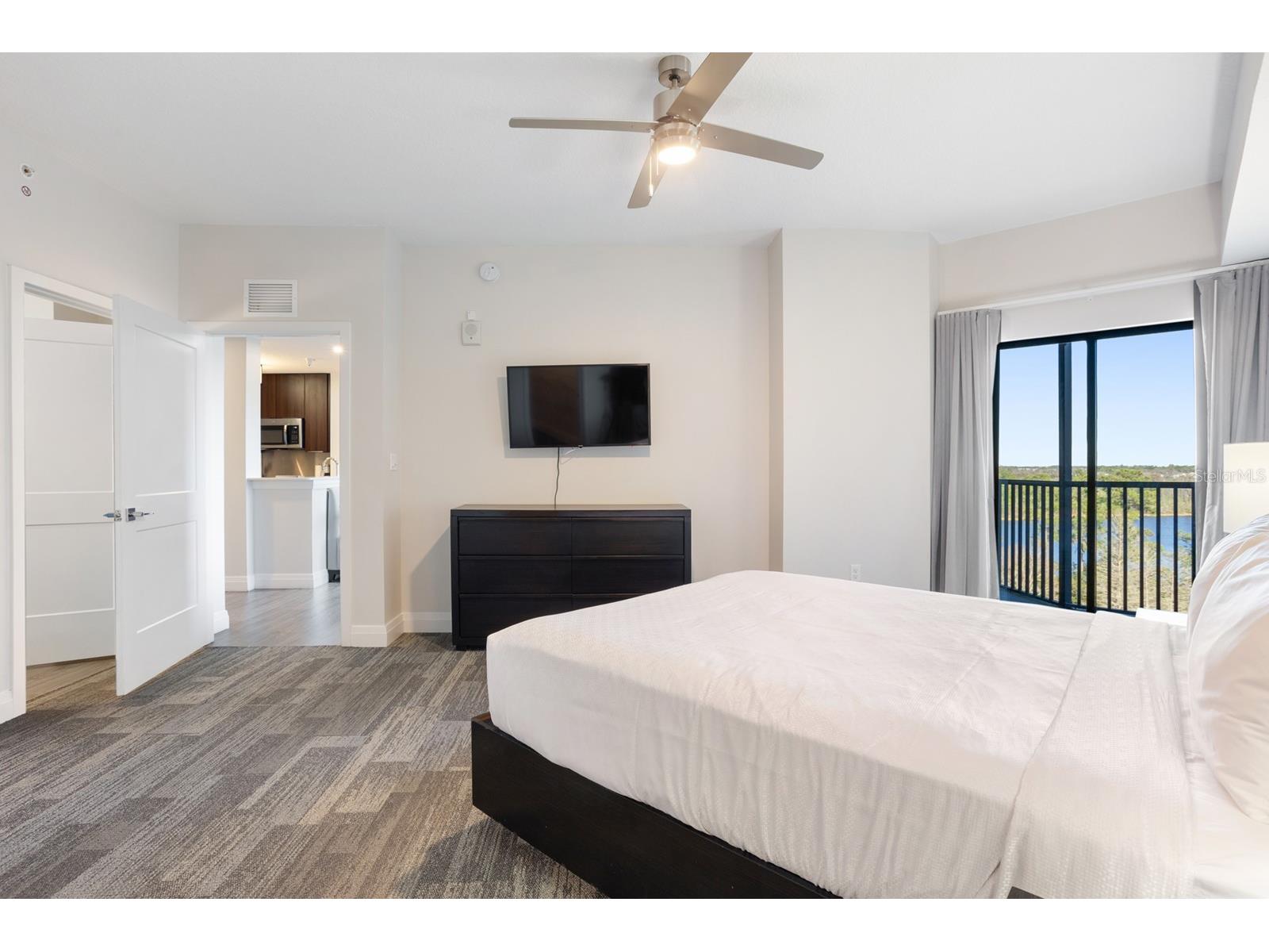 14501 Grove Resort Avenue #2714 Winter Garden FL 34787 - LAKE AUSTIN O6385819 image18
